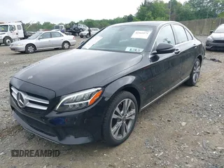 2019 Mercedes-Benz C 300 z VIN WDDWF8EB4KR512866, wystawiony jako IAAI lot #42163271 z przebiegiem 45 025 mil mil oraz . Historia ofert i sprzedaży dostępna na DreamBid. Obrazek 2.