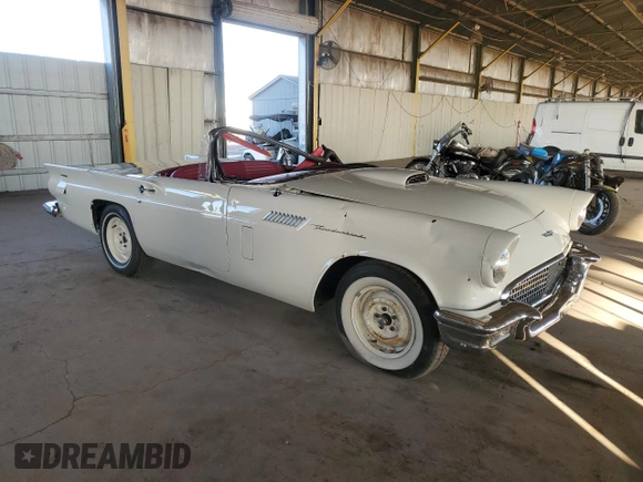 1957 Ford Thunderbird with VIN 0000000D7FH200053, listed as a Copart auction lot 86892944 with 466,723 mi miles and Salvage Title. Bid and sale history available at DreamBid. Image 4.