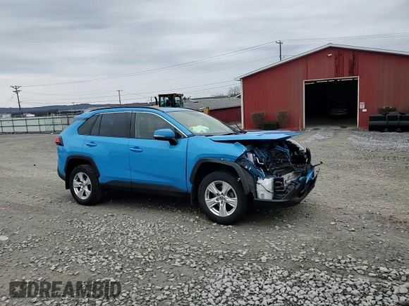 2019 Toyota RAV4 XLE with VIN JTMP1RFV3KJ013180, listed as a Copart auction lot 52888135 with 91,734 mi miles and Salvage Title. Bid and sale history available at carsss.com. Image 11.
