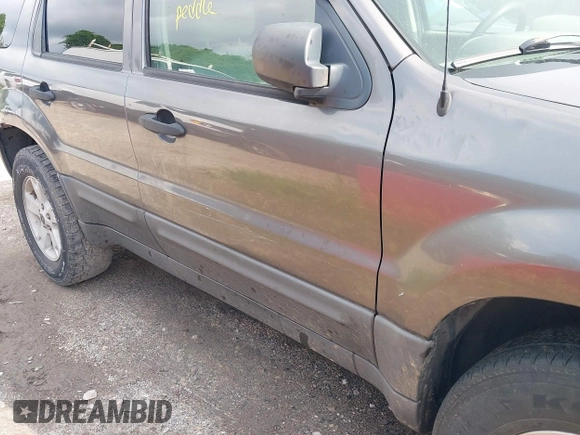 2006 Ford Escape XLT with VIN 1FMCU93106KA37648, listed as a IAAI auction lot 42719362 with 184,321 mi miles and . Bid and sale history available at DreamBid. Image 13.