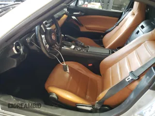 2019 FIAT 124 Spider Urbana Edition z VIN JC1NFAEK3K0141858, wystawiony jako Copart lot #59643304 z przebiegiem 120 343 mil mil oraz Szkody całkowita. Historia ofert i sprzedaży dostępna na DreamBid. Obrazek 7.