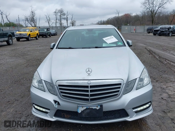 2012 Mercedes-Benz E 350 Luxury with VIN WDDHF8JB2CA655121, listed as a IAAI auction lot 41952558 with 106,155 mi miles and . Bid and sale history available at carsss.com. Image 12.