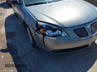 2008 Pontiac G6 1SV Value Leader with VIN 1G2ZF57BX84287219, listed as a IAAI auction lot 42045314 with 156,760 mi miles. Bid and sale history available at carsss.com. Image 6.