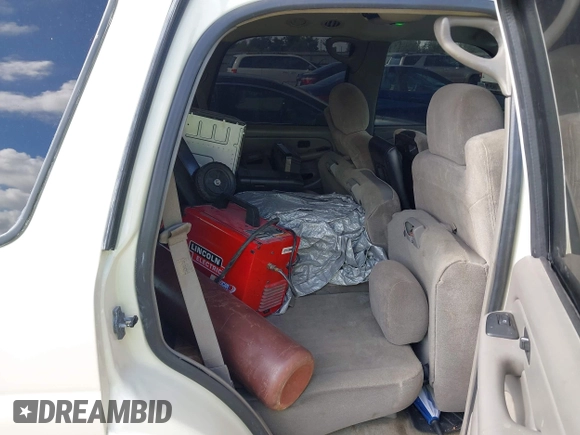 2004 Chevrolet Tahoe LS with VIN 1GNEC13V14J106457, listed as a IAAI auction lot 42576037 with 169,886 mi miles and . Bid and sale history available at DreamBid. Image 8.