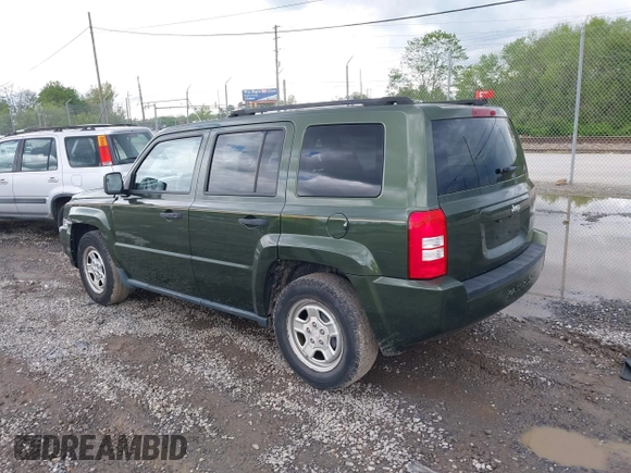 2008 Jeep Patriot Sport with VIN 1J8FT28088D520705, listed as a IAAI auction lot 42107804 with 77,032 mi miles and . Bid and sale history available at DreamBid. Image 3.