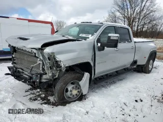 2022 Chevrolet Silverado 3500HD LTZ with VIN 1GC4YUEY3NF128303, listed as a Copart auction lot 83775884 with 25,331 mi miles and Salvage Title. Bid and sale history available at carsss.com. Image 1.