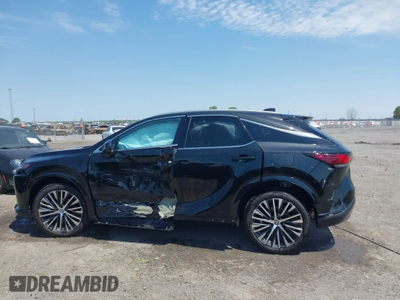 2024 Lexus RX 350 z VIN 2T2BAMBA1RC046647, wystawiony jako IAAI lot #42043636 z przebiegiem 2 595 mil mil oraz . Historia ofert i sprzedaży dostępna na DreamBid. Obrazek 14.