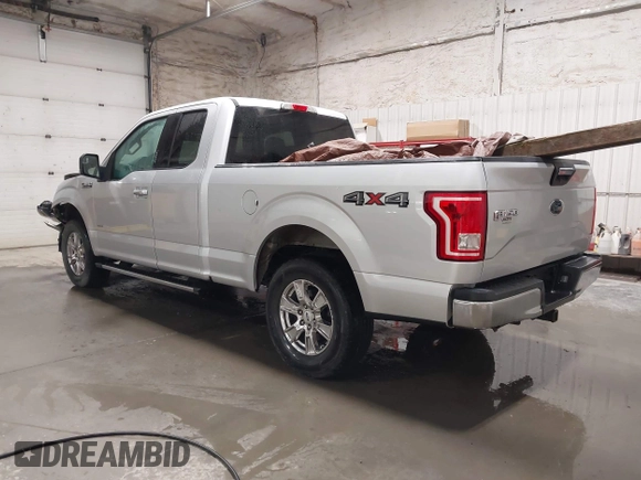 2015 Ford F-150 XLT z VIN 1FTEX1EP7FKE12930, wystawiony jako IAAI lot #42321898 z przebiegiem 59 012 mil mil oraz . Historia ofert i sprzedaży dostępna na DreamBid. Obrazek 3.
