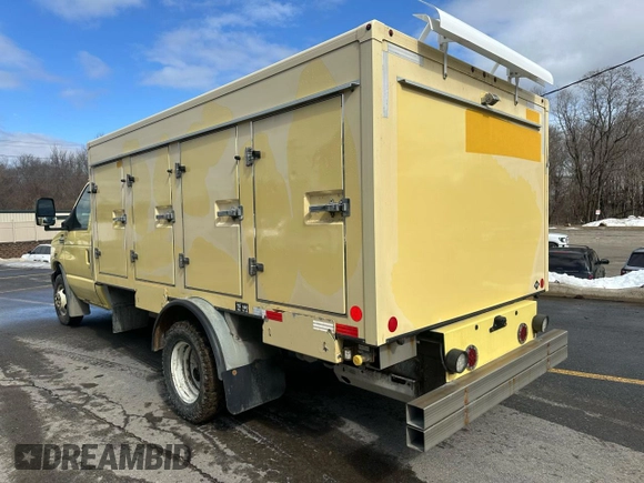 2021 Ford Econoline Cargo with VIN 1FDXE4FN1MDC34409, listed as a Copart auction lot 48386205 with 99,008 mi miles and Clean Title. Bid and sale history available at DreamBid. Image 2.