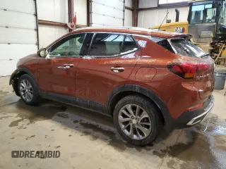 2020 Buick Encore GX Essence с VIN KL4MMGSL3LB098045, выставлен на аукционе Copart как лот 48486385 с пробегом 9 676 миль миль и Списание • Salvage title. История ставок и продаж доступна на DreamBid. Изображение 2.