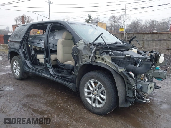 2022 Chevrolet Traverse LS with VIN 1GNERLKW3NJ107809, listed as a IAAI auction lot 41481333 with Not Provided miles. Bid and sale history available at carsss.com. Image 1.