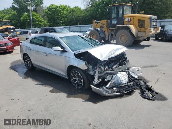 2016 Buick LaCrosse Sport Touring z VIN 1G4G45G36GF232086, wystawiony jako Copart lot #62460095 z przebiegiem 119 092 mil mil oraz Szkoda całkowita • Salvage title. Historia ofert i sprzedaży dostępna na DreamBid. Obrazek 4.