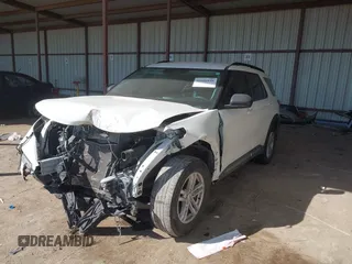 2022 Ford Explorer XLT z VIN 1FMSK7DHXNGA83331, wystawiony jako IAAI lot #41606848 z przebiegiem 54 139 mil mil oraz . Historia ofert i sprzedaży dostępna na DreamBid. Obrazek 2.