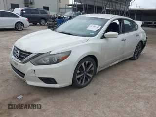 2017 Nissan Altima SV with VIN 1N4AL3AP2HC496668, listed as a IAAI auction lot 41700165 with 116,747 mi miles and . Bid and sale history available at carsss.com. Image 17.