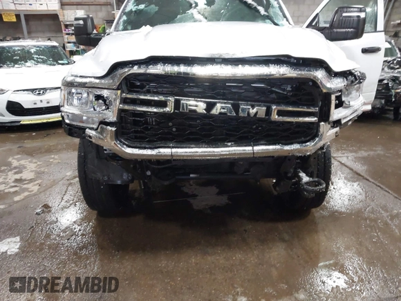 2024 Ram 2500 Tradesman with VIN 3C6UR5CJ1RG181473, listed as a IAAI auction lot 41391824 with 5,774 mi miles. Bid and sale history available at carsss.com. Image 6.