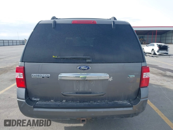 2014 Ford Expedition Max Limited z VIN 1FMJK2A51EEF35056, wystawiony jako IAAI lot #42160938 z przebiegiem 191 992 mil mil oraz . Historia ofert i sprzedaży dostępna na DreamBid. Obrazek 16.