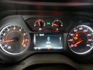 2016 Chevrolet Camaro 1LT z VIN 1G1FB1RS7G0123201, wystawiony jako Copart lot #55422965 z przebiegiem 92 919 mil mil oraz Szkoda całkowita • Salvage title. Historia ofert i sprzedaży dostępna na DreamBid. Obrazek 9.