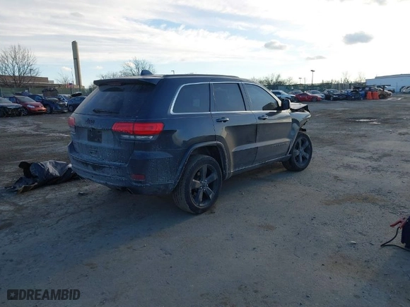 2015 Jeep Grand Cherokee Altitude with VIN 1C4RJFAG2FC631228, listed as a IAAI auction lot 41447896 with 1 mi miles. Bid and sale history available at carsss.com. Image 4.