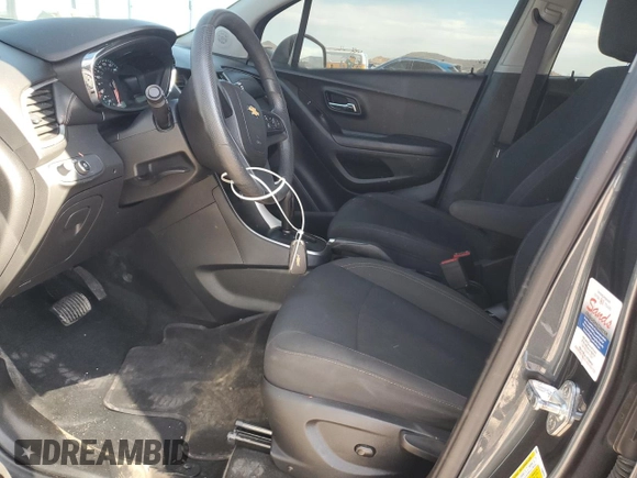 2022 Chevrolet Trax LS with VIN KL7CJNSM8NB507776, listed as a Copart auction lot 87861315 with 61,430 mi miles and Salvage Title. Bid and sale history available at carsss.com. Image 7.