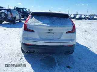 2019 Cadillac XT4 FWD Luxury z VIN 1GYAZAR4XKF170642, wystawiony jako IAAI lot #41585684 z przebiegiem 74 512 mil mil oraz . Historia ofert i sprzedaży dostępna na DreamBid. Obrazek 15.
