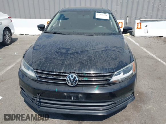2015 Volkswagen Jetta SEL z VIN 3VWL17AJ7FM307632, wystawiony jako IAAI lot #42766536 z przebiegiem 101 661 mil mil oraz . Historia ofert i sprzedaży dostępna na DreamBid. Obrazek 12.