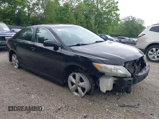 2011 Toyota Camry LE z VIN 4T1BF3EK4BU228612, wystawiony jako IAAI lot #42308775 z przebiegiem 116 857 mil mil oraz . Historia ofert i sprzedaży dostępna na DreamBid. Obrazek 1.