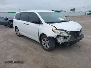 2015 Toyota Sienna L с VIN 5TDZK3DC3FS677590, выставлен на аукционе IAAI как лот 41305956 с пробегом 163 047 миль миль и . История ставок и продаж доступна на DreamBid. Изображение 1.