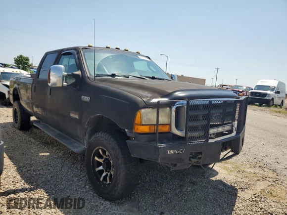 2000 Ford F-350 XL with VIN 1FTSW31F3YEB20854, listed as a Copart auction lot 61717865 with 209,288 mi miles and Salvage title. Bid and sale history available at DreamBid. Image 4.