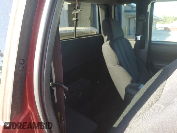 2003 GMC Sonoma SLS z VIN 1GTCS19X538152441, wystawiony jako Copart lot #75249904 z przebiegiem 100 250 mil mil oraz Szkoda całkowita • Salvage title. Historia ofert i sprzedaży dostępna na DreamBid. Obrazek 10.