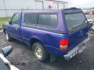 1995 Ford Ranger Splash z VIN 1FTCR10AXSUA06403, wystawiony jako IAAI lot #42532150 z przebiegiem 82 445 mil mil oraz . Historia ofert i sprzedaży dostępna na DreamBid. Obrazek 3.