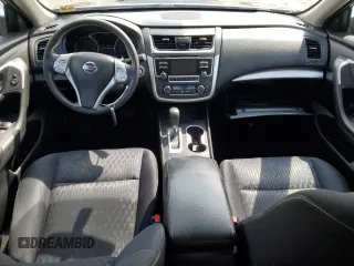 2017 Nissan Altima SV z VIN 1N4AL3AP3HC195276, wystawiony jako Copart lot #54894835 z przebiegiem 163 453 mil mil oraz Szkoda całkowita • Salvage title. Historia ofert i sprzedaży dostępna na DreamBid. Obrazek 8.