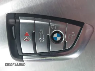 2021 BMW X6 M50i z VIN 5UXCY8C01M9E51506, wystawiony jako IAAI lot #41538726 z przebiegiem Nie podano mil oraz . Historia ofert i sprzedaży dostępna na DreamBid. Obrazek 11.
