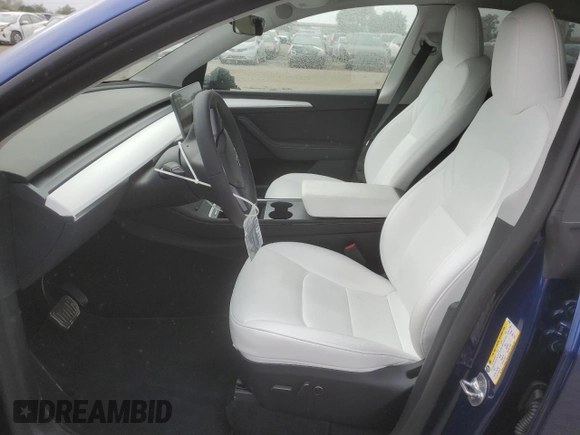 2024 Tesla Model Y with VIN 7SAYGDED3RF118546, listed as a Copart auction lot 56573375 with 4,760 mi miles and Salvage title. Bid and sale history available at DreamBid. Image 7.