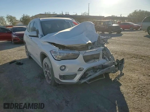 2018 BMW X1 xDrive28i with VIN WBXHT3C36J5K21286, listed as a Copart auction lot 88702365 with 0 mi miles and Salvage Title. Bid and sale history available at carsss.com. Image 11.