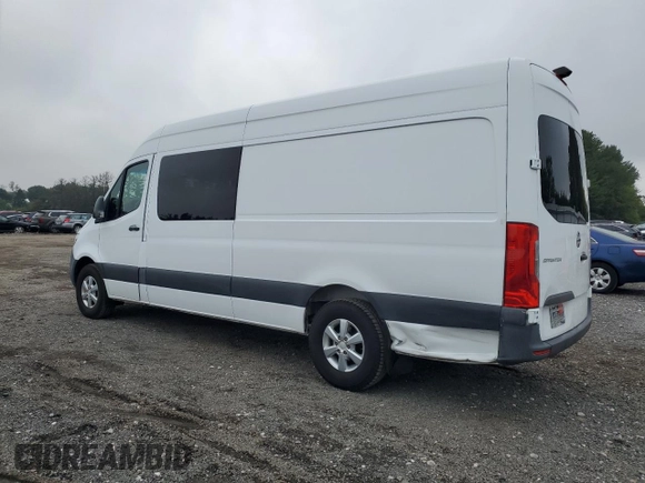 2019 Freightliner Sprinter z VIN WDRPF1CD2KT003551, wystawiony jako Copart lot #74924094 z przebiegiem 92 056 mil mil oraz Tytuł czysty. Historia ofert i sprzedaży dostępna na DreamBid. Obrazek 2.