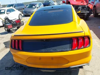 2019 Ford Mustang EcoBoost with VIN 1FA6P8TH5K5152941, listed as a IAAI auction lot 41621158 with 111,037 mi miles and . Bid and sale history available at carsss.com. Image 16.