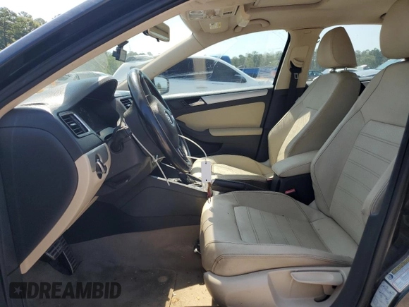 2011 Volkswagen Jetta SEL with VIN 3VWLX7AJ4BM038952, listed as a Copart auction lot 61902015 with 163,022 mi miles and Salvage title. Bid and sale history available at DreamBid. Image 7.