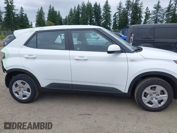 2020 Hyundai Venue SE z VIN KMHRB8A32LU028416, wystawiony jako IAAI lot #42497737 z przebiegiem 56 011 mil mil oraz . Historia ofert i sprzedaży dostępna na DreamBid. Obrazek 14.