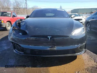 2023 Tesla Model S Plaid с VIN 5YJSA1E69PF515714, выставлен на аукционе Copart как лот 45212665 с пробегом Не указан миль и Списание • Salvage title. История ставок и продаж доступна на DreamBid. Изображение 5.