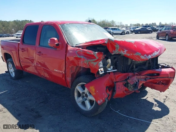 2007 Chevrolet Silverado 1500 LTZ with VIN 2GCFK13Y671561457, listed as a IAAI auction lot 40829294 with 168,186 mi miles. Bid and sale history available at carsss.com. Image 1.
