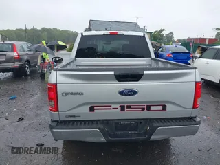 2017 Ford F-150 XL z VIN 1FTEW1E8XHKE53051, wystawiony jako IAAI lot #42330260 z przebiegiem 197 271 mil mil oraz . Historia ofert i sprzedaży dostępna na DreamBid. Obrazek 16.