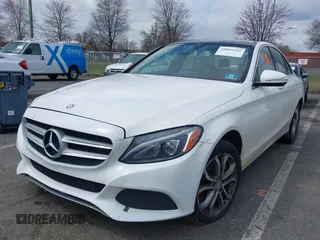 2015 Mercedes-Benz C-Class C 300 Luxury with VIN 55SWF4KB5FU026651, listed as a IAAI auction lot 41892311 with 101,285 mi miles. Bid and sale history available at carsss.com. Image 20.