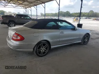 2005 Mercedes-Benz CLK 500 with VIN WDBTK75J15F134472, listed as a Copart auction lot 68851484 with 121,031 mi miles and Clean Title. Bid and sale history available at DreamBid. Image 3.