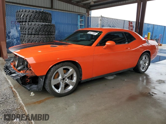 2009 Dodge Challenger R/T z VIN 2B3LJ54T69H588556, wystawiony jako Copart lot #56277855 z przebiegiem 47 405 mil mil oraz Szkoda całkowita • Salvage title. Historia ofert i sprzedaży dostępna na DreamBid. Obrazek 1.