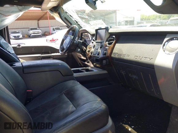 2014 Ford F-250 XL with VIN 1FT7W2BT0EEB23856, listed as a IAAI auction lot 42243239 with 190,479 mi miles and . Bid and sale history available at DreamBid. Image 5.