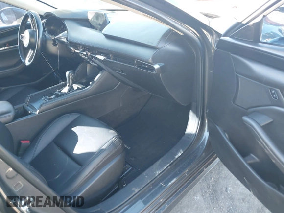 2021 Mazda 3 Select with VIN JM1BPABL8M1321124, listed as a IAAI auction lot 41695068 with Not Provided miles and . Bid and sale history available at DreamBid. Image 5.