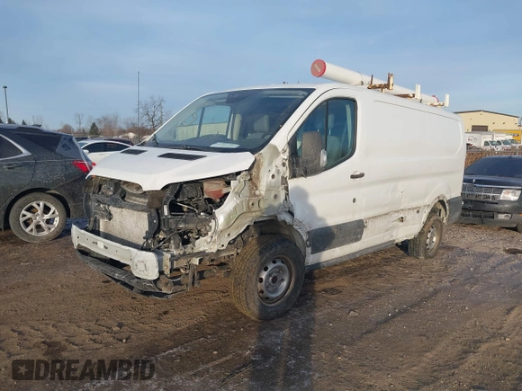 2017 Ford Transit z VIN 1FTYR1YM0HKB27935, wystawiony jako IAAI lot #41513908 z przebiegiem 80 422 mil mil oraz . Historia ofert i sprzedaży dostępna na DreamBid. Obrazek 20.