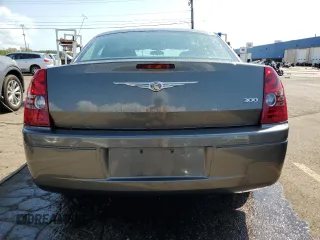 2009 Chrysler 300 LX with VIN 2C3KA43DX9H517198, listed as a Copart auction lot 71827414 with 81,888 mi miles and Clean Title. Bid and sale history available at carsss.com. Image 6.