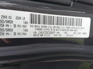 2014 Jeep Grand Cherokee Overland with VIN 1C4RJFCG5EC329377, listed as a IAAI auction lot 40822324 with 106,222 mi miles. Bid and sale history available at carsss.com. Image 9.