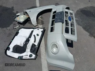 2008 Ford Escape Limited с VIN 1FMCU04128KB13867, выставлен на аукционе IAAI как лот 42499448 с пробегом 224 566 миль миль и . История ставок и продаж доступна на DreamBid. Изображение 12.